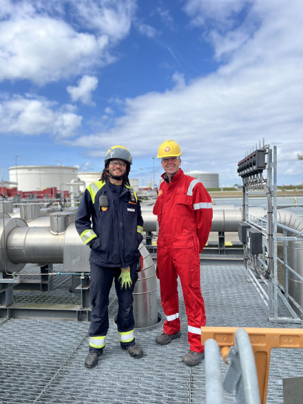 Coach Frank en Goflexer Omar bij de Shell