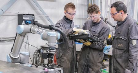 Leren en werken, leerwerkplek mbo BBL bij Equans